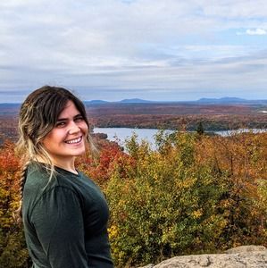 Meet your Posher, Lisa